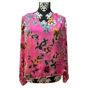 White House Black Market Pink Floral Silk Blouse Size Small
